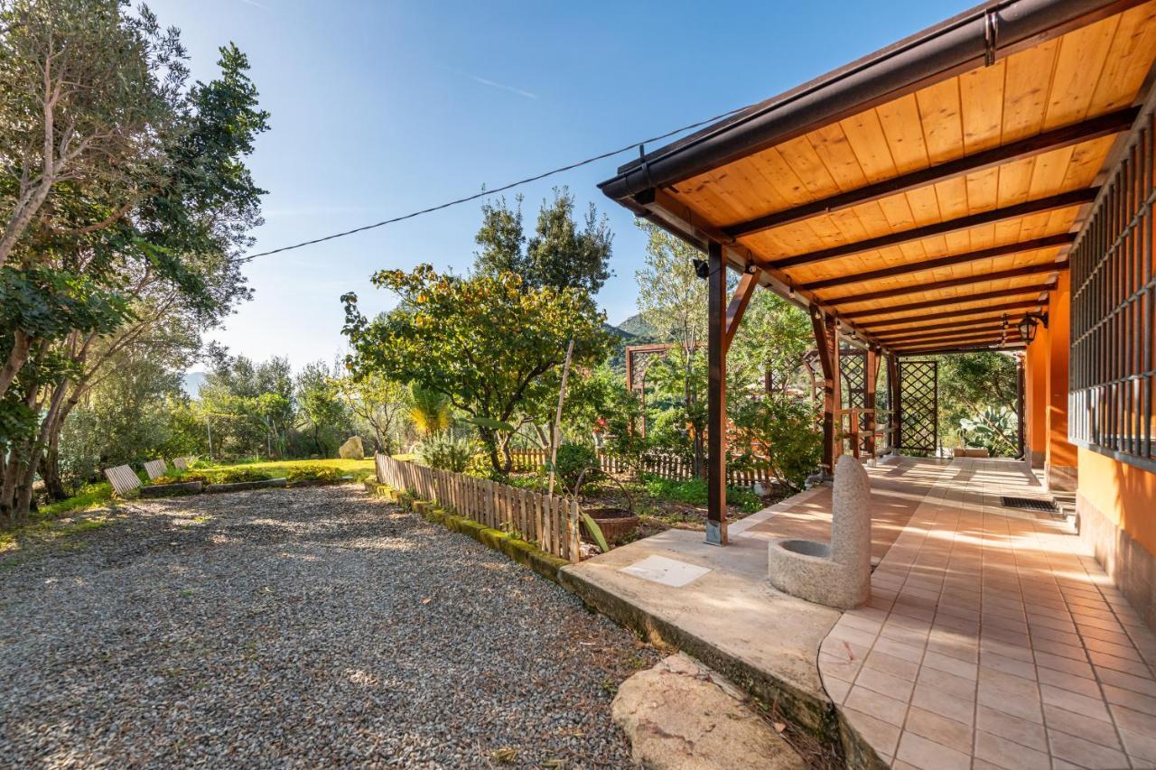 Villa Sureu Solanas  Eksteriør billede