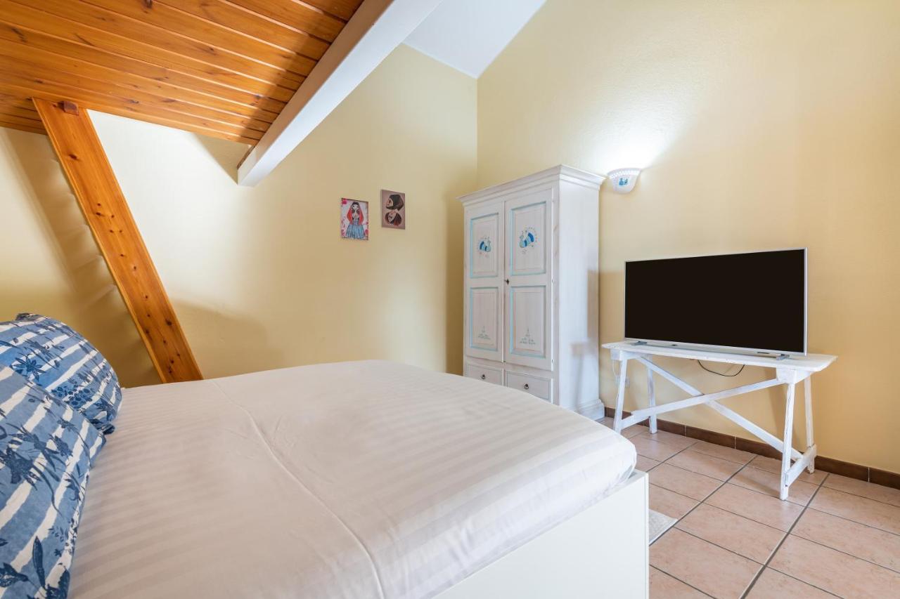 Villa Sureu Solanas  Eksteriør billede
