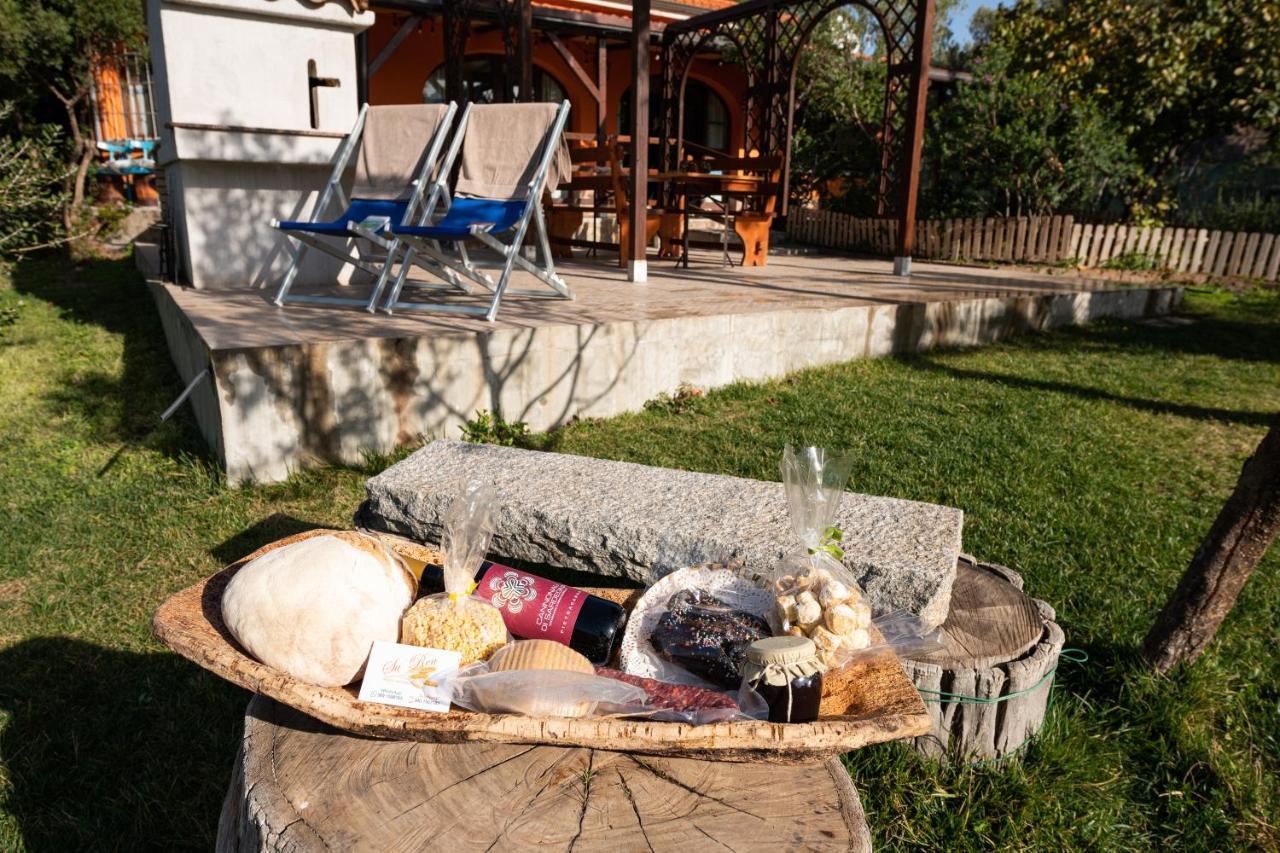 Villa Sureu Solanas  Eksteriør billede
