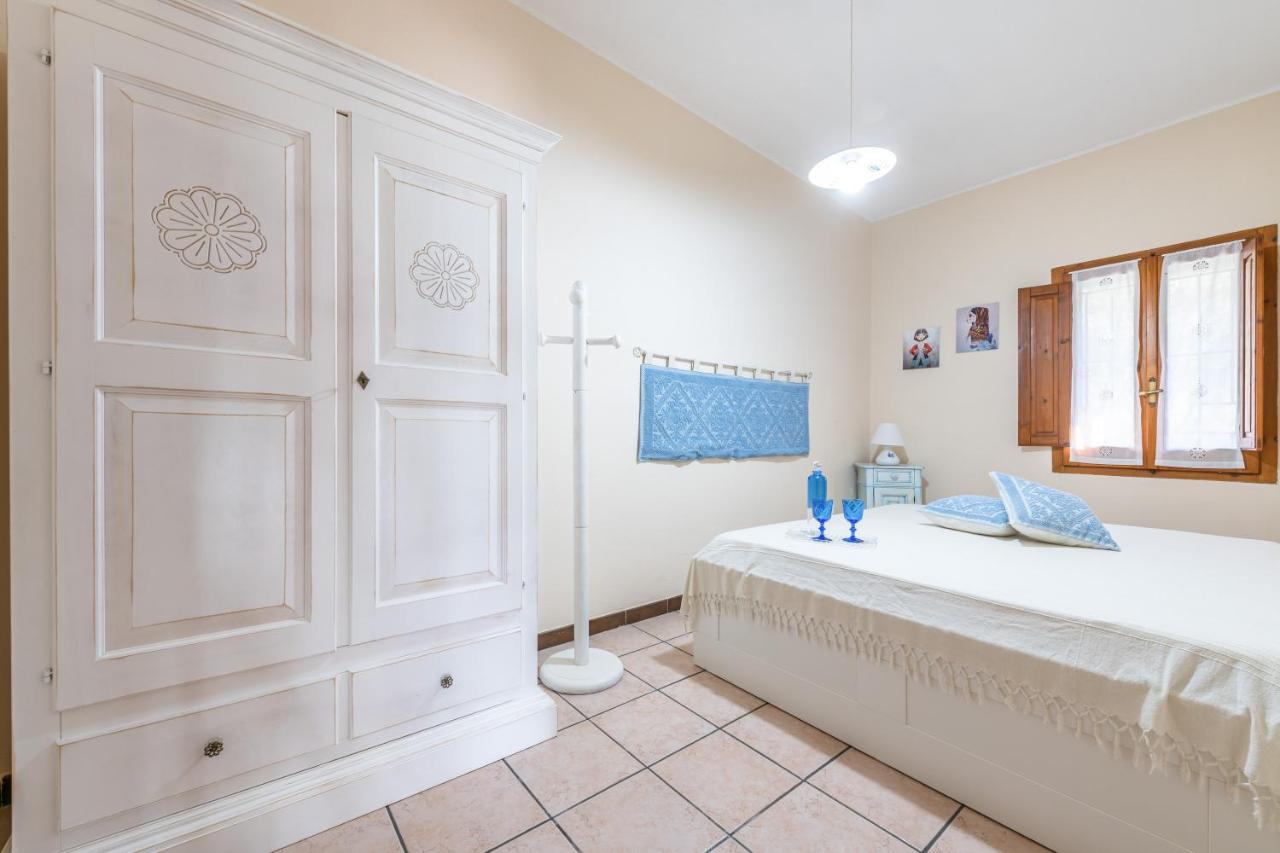 Villa Sureu Solanas  Eksteriør billede